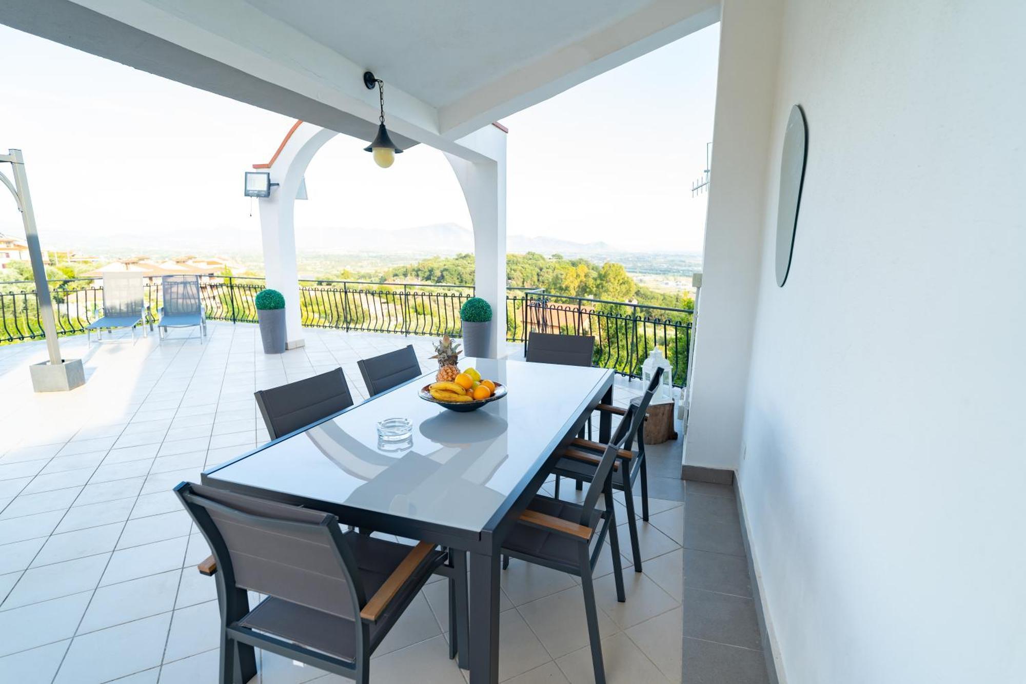 Villa Del Pino, Terrazza Vista Mare Минтурно Екстериор снимка