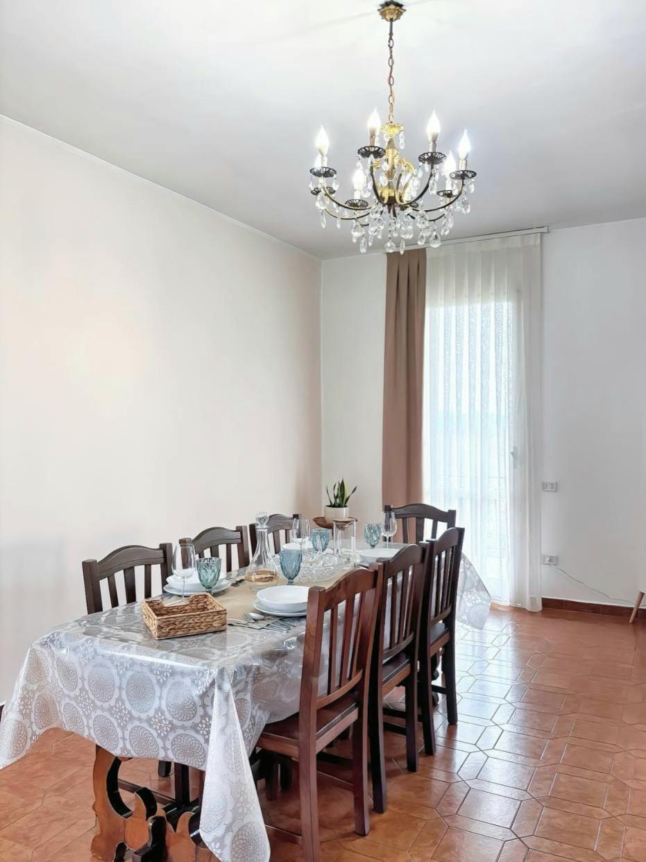 Villa Del Pino, Terrazza Vista Mare Минтурно Екстериор снимка